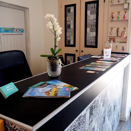 アパートホテル Le Rainbow 3 Personnes 3*